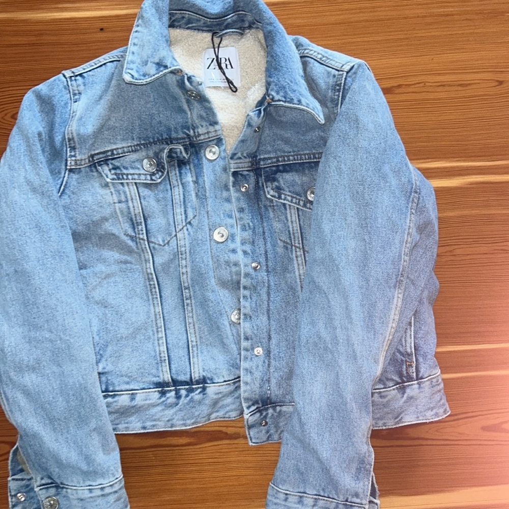 Zara Sherpa Lined Denim Crop Jacket